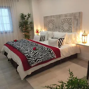 https://room-plaza-parking.tenerifehoteles.net